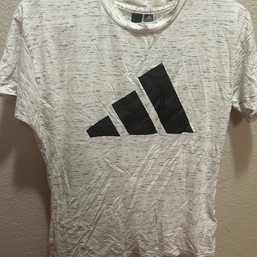 Adidas Women’s Heathered Gray T-Shirt with Black Logo - Picture 2 of 6